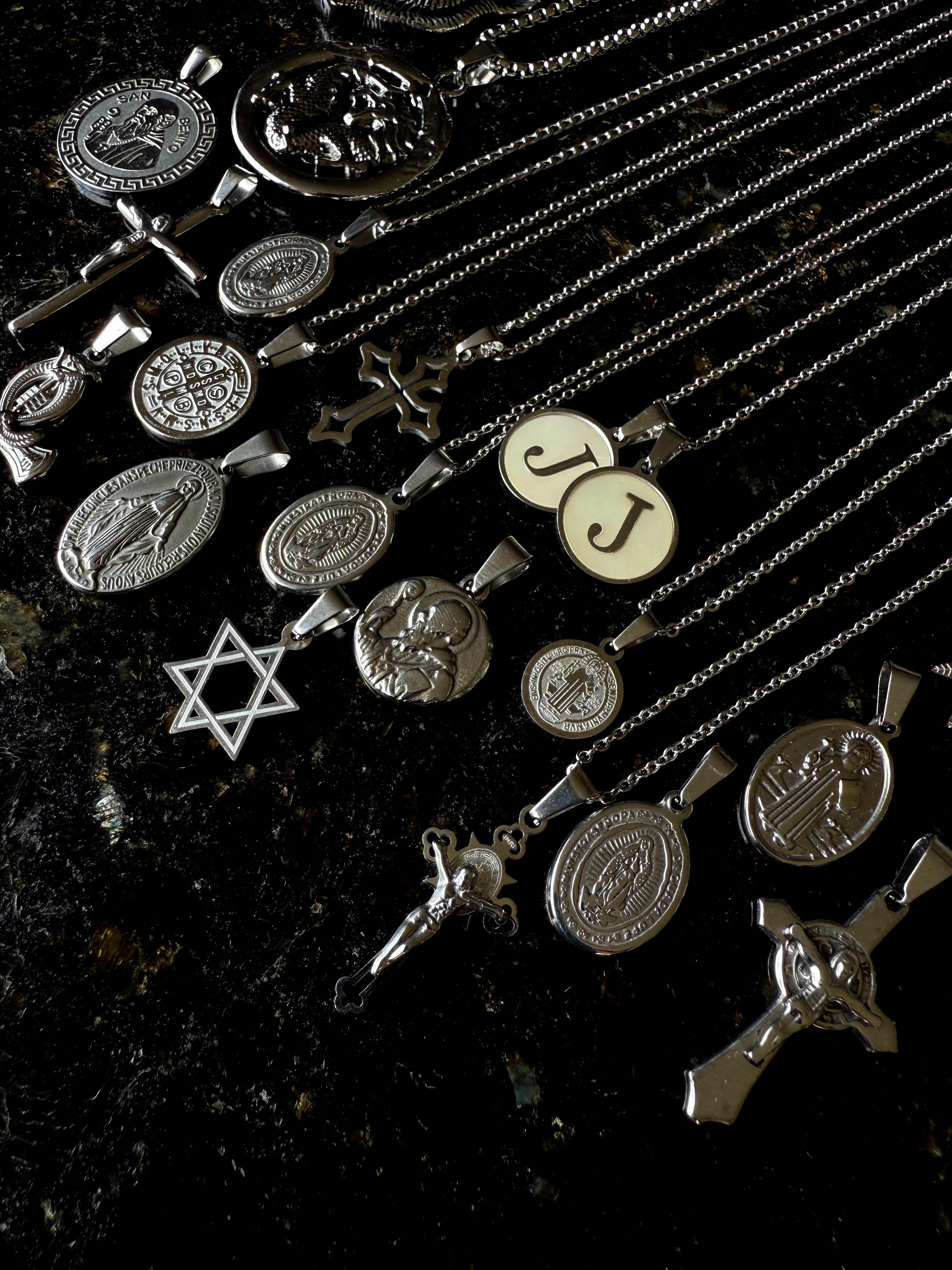 CADENAS CON DIJE PLATEADAS