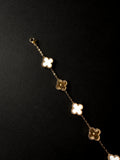 Pulsera VCA Dorada con Tréboles Dorados y Tréboles Blancos