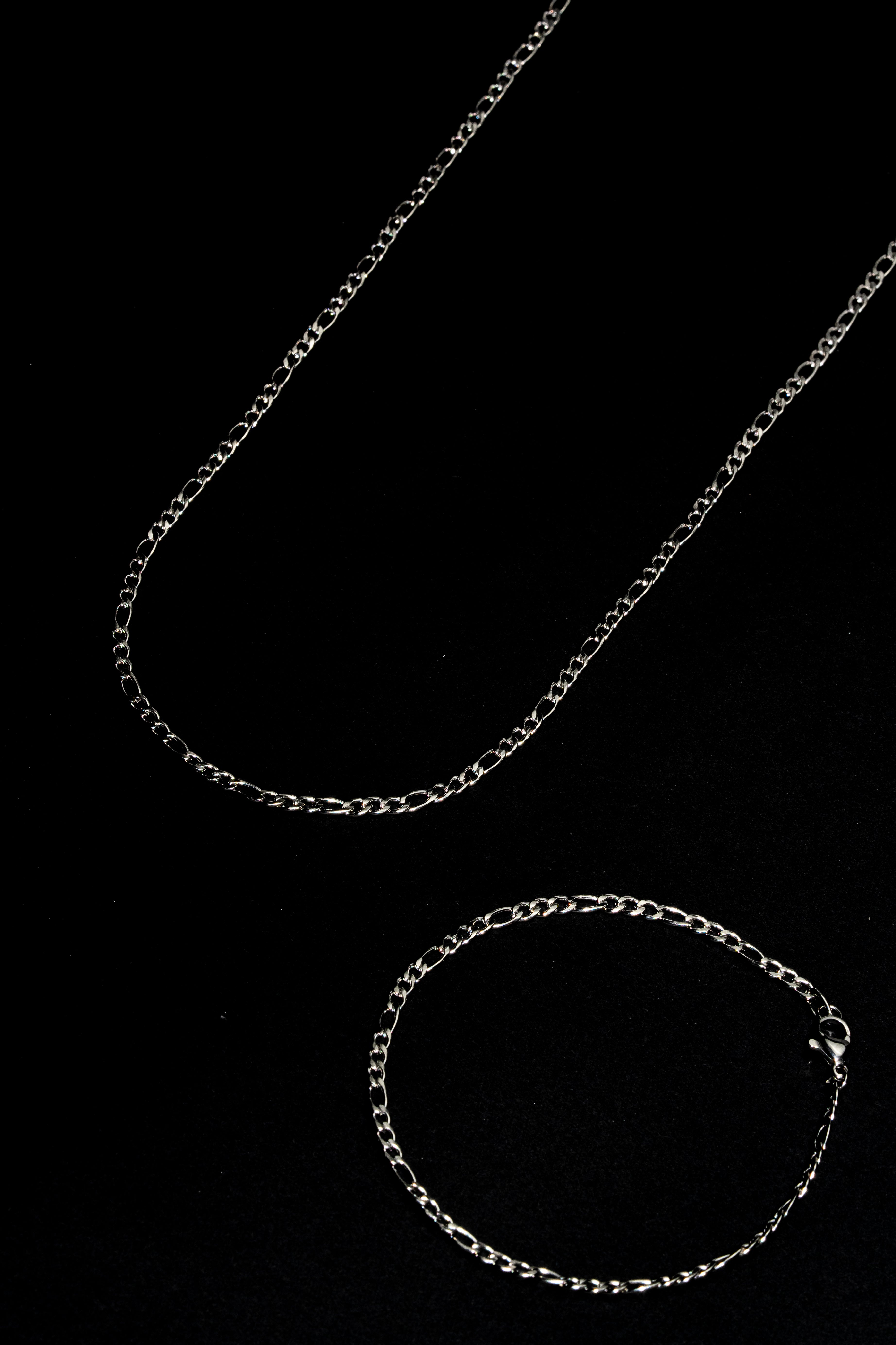 Conjunto Fígaro Plateado